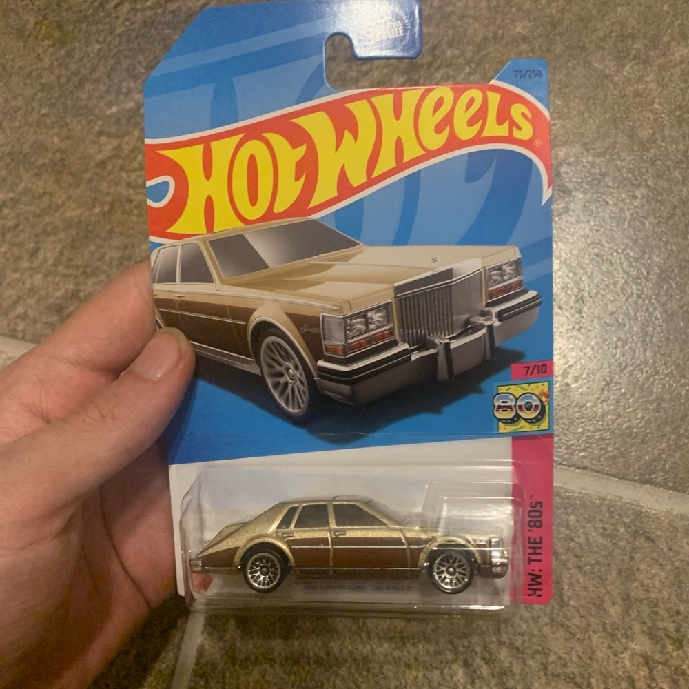 Hot Wheels '82 Cadillac Seville Metallic Gold #75 - 2023 HW: The '80s - Picture 1 of 3